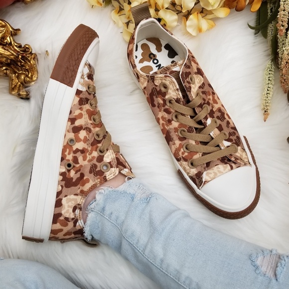 Converse Low Top CorDura Camo - Picture 2 of 8